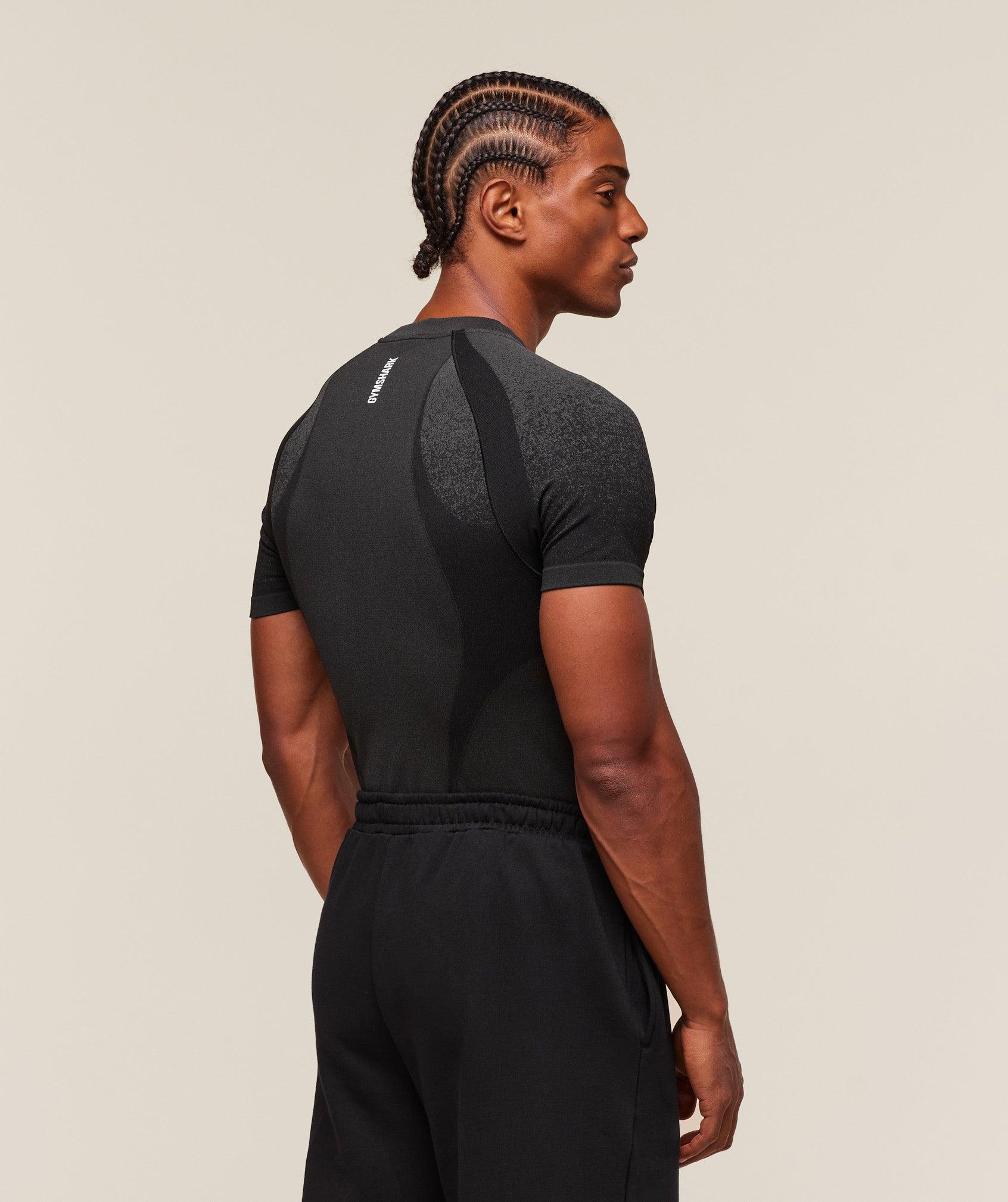Gymshark Shadow Seamless T Shirt - Black Male Product Image
