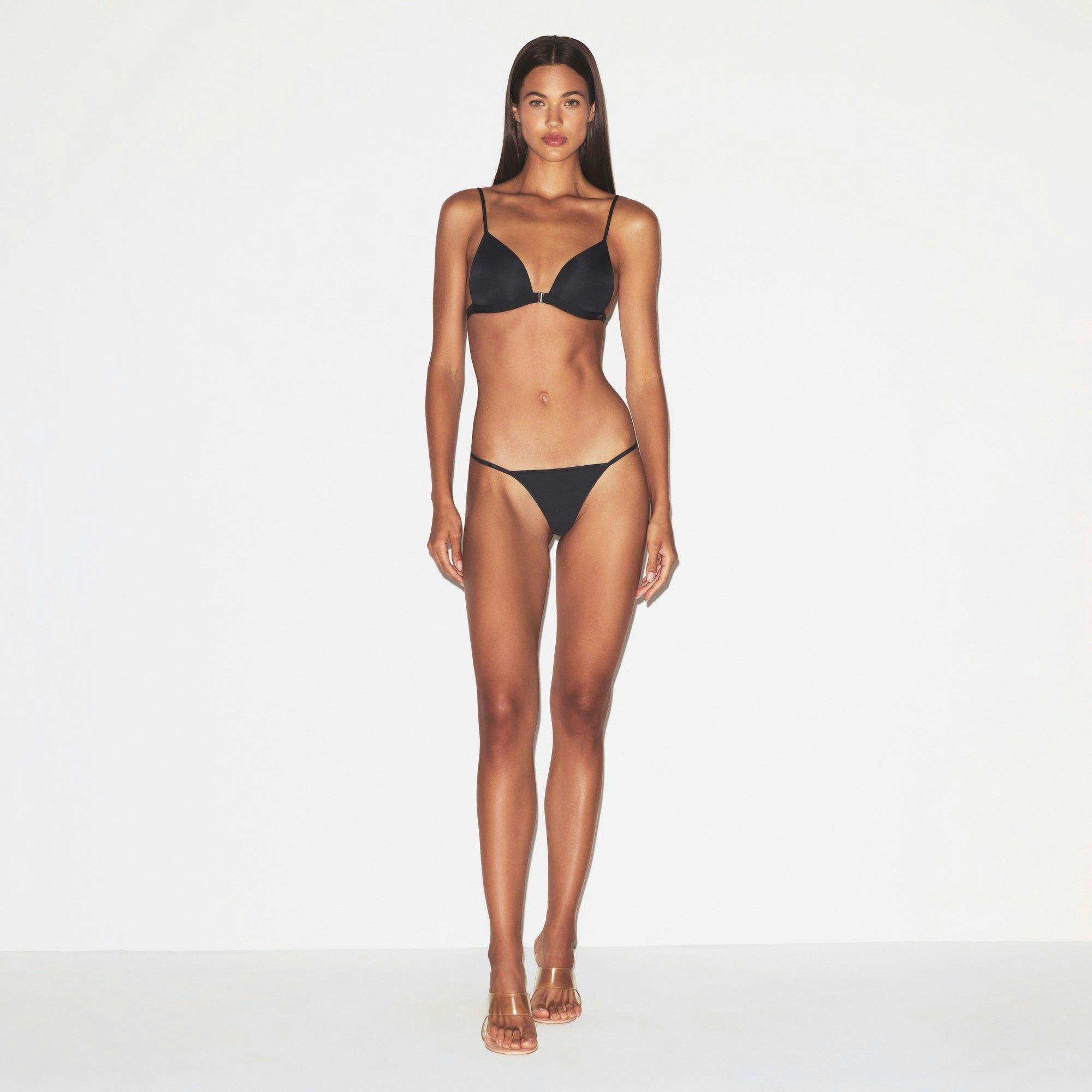 WIRELESS FORM TRIANGLE FRONT CLOSE SUPER PUSH-UP BRA | ONYX Product Image