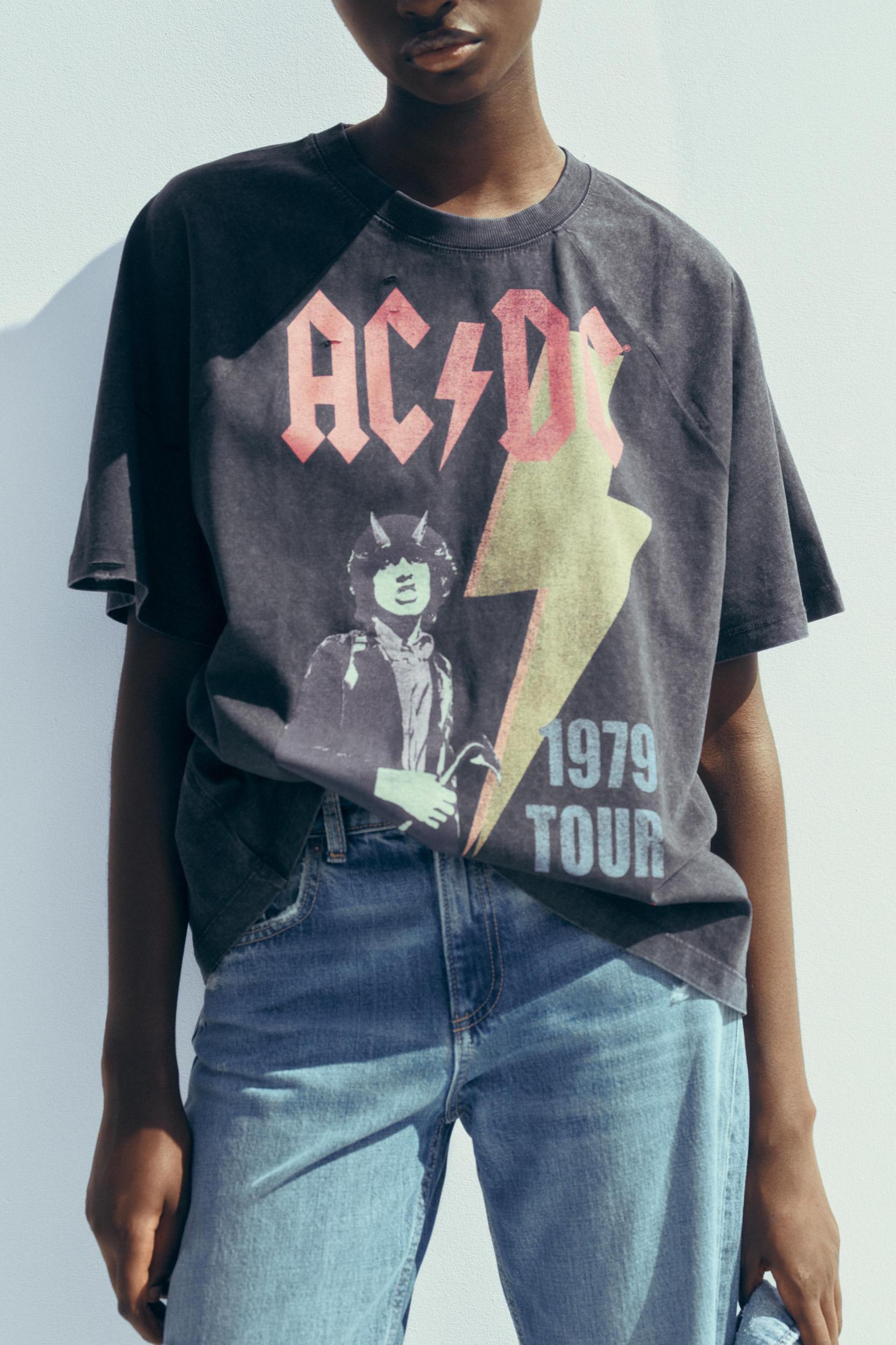 WASHED EFFECT T-SHIRT ©AC/DC Product Image