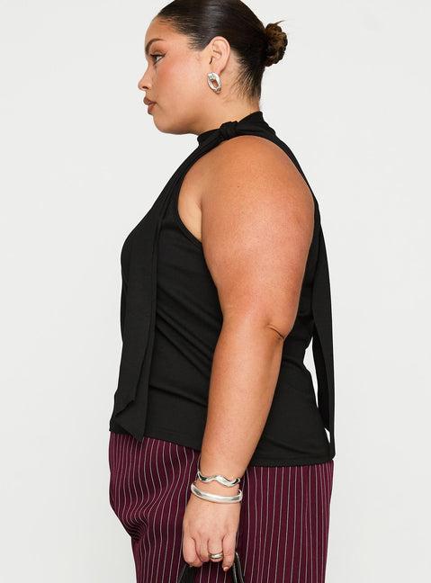 Mathias Top Black Curve Product Image