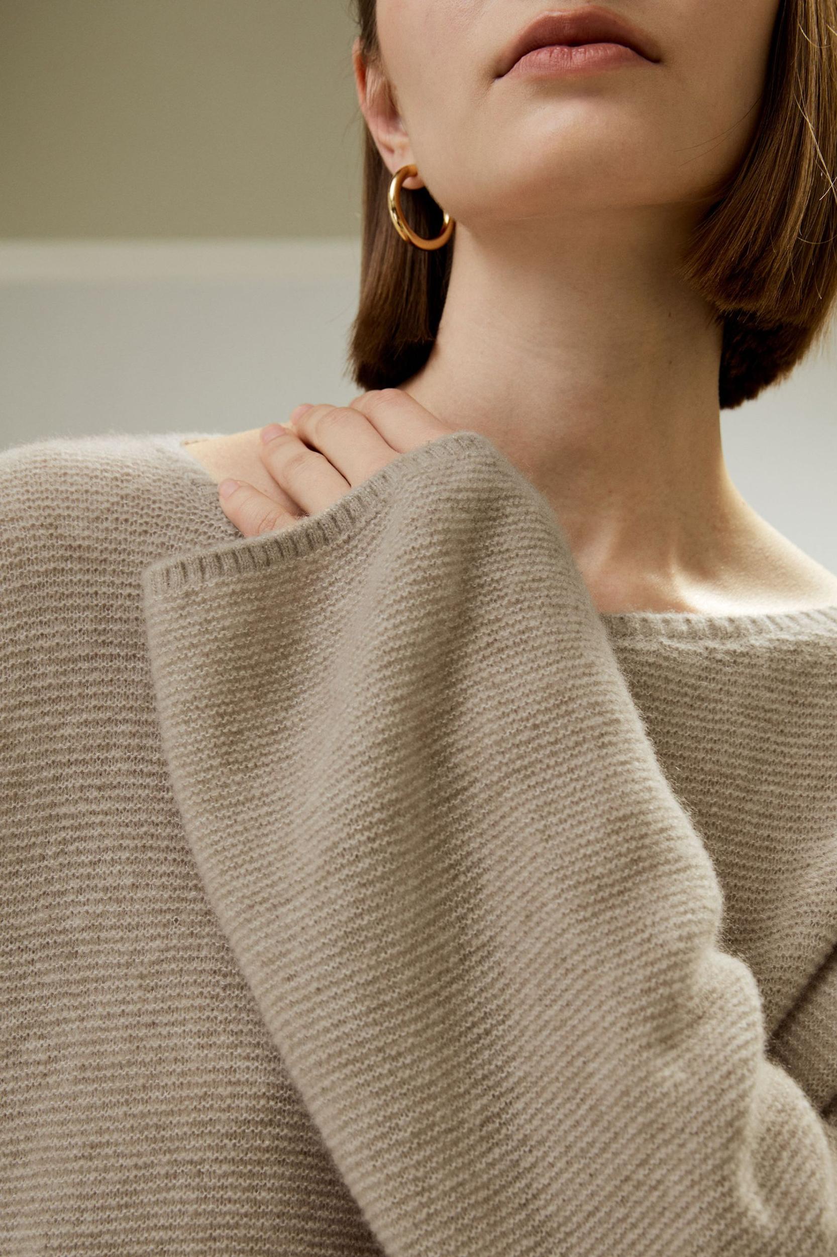 Relaxed Fit Drop-Shoulder Silk Cashmere Blend Sweatshirt Product Image
