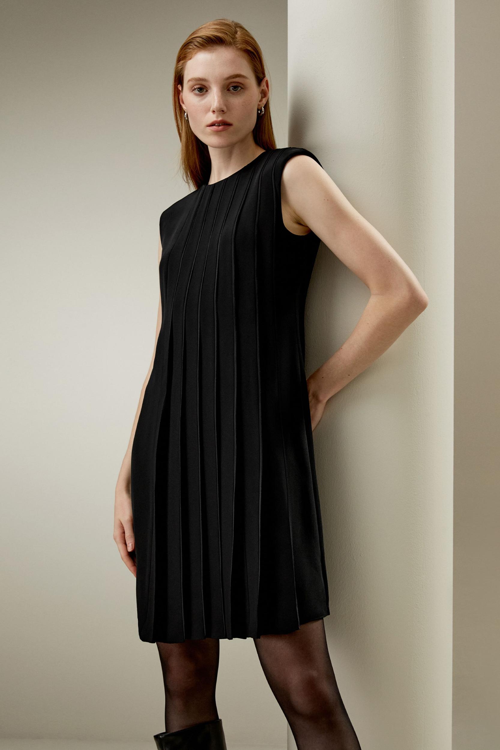 Sleeveless accordion pleated silk dress Product Image