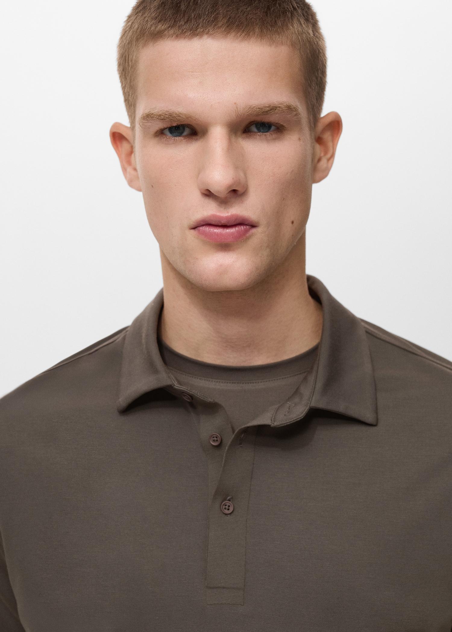 COOLMAX® slim-fit polo shirt - Men | MANGO USA Product Image