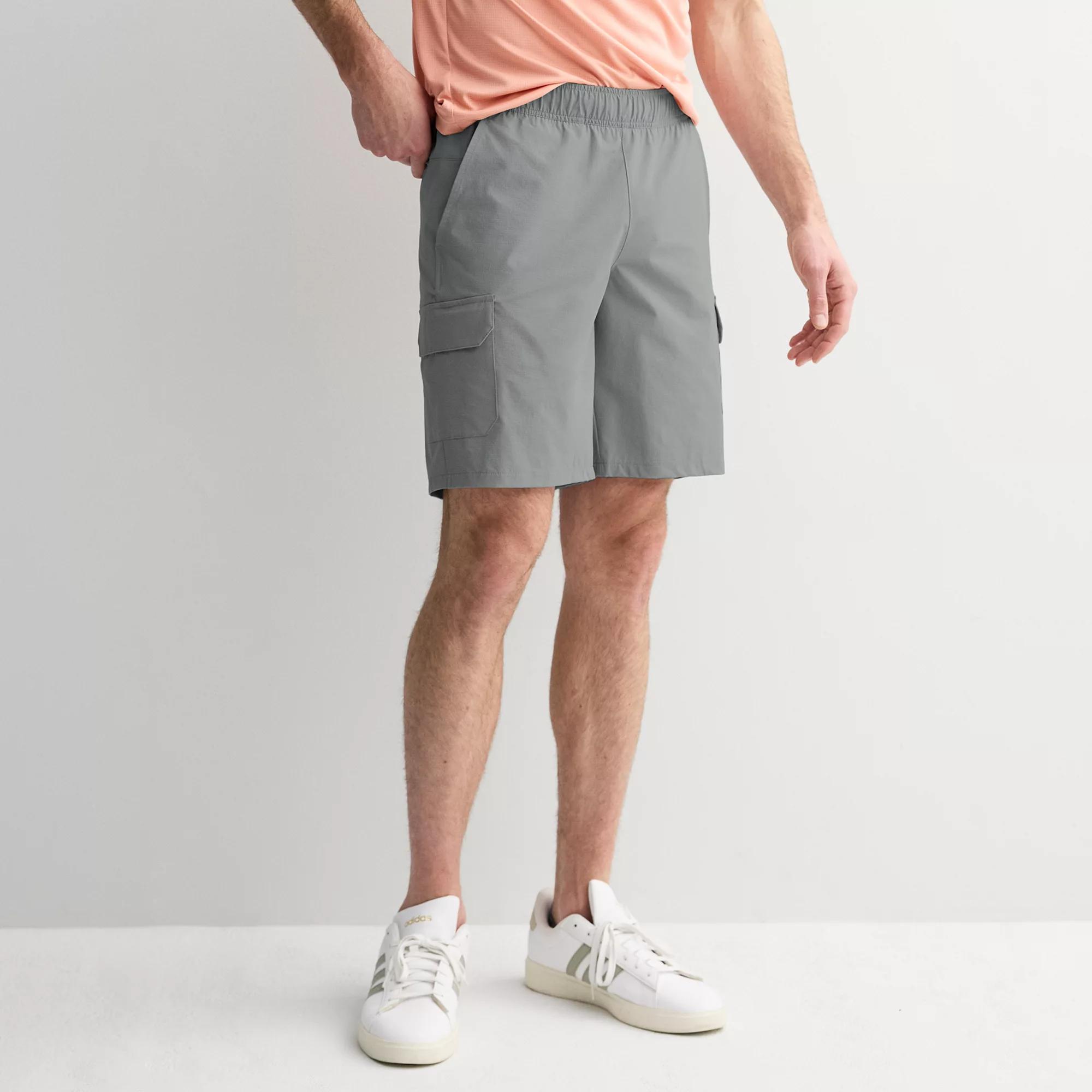 Men's Tek Gear® Lightweight 9 in. Woven Cargo Shorts,  Product Image