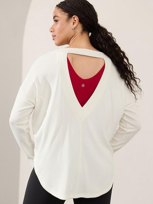 Presence Sweatshirt Product Image