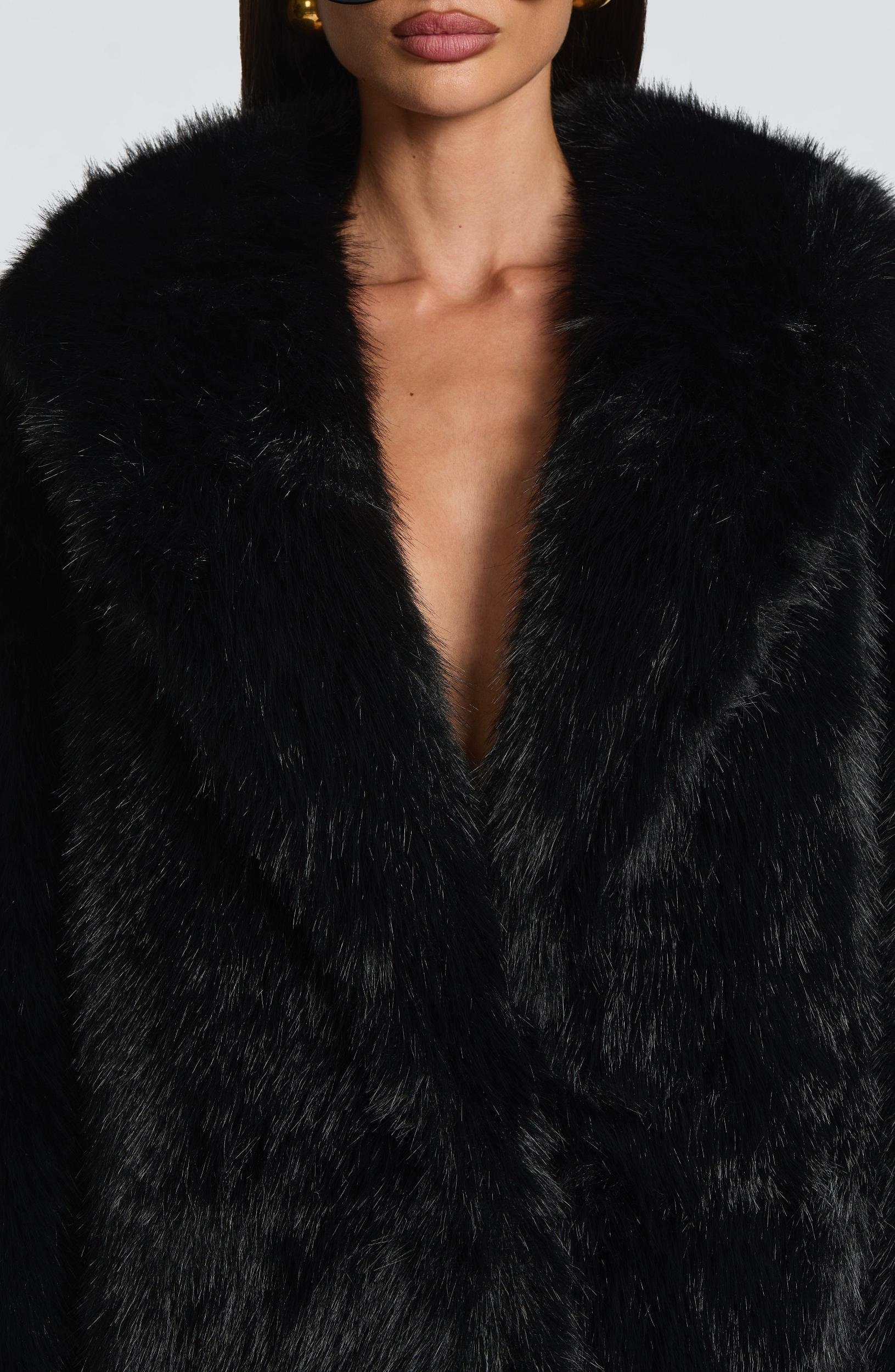 Willow Coat - Black Product Image