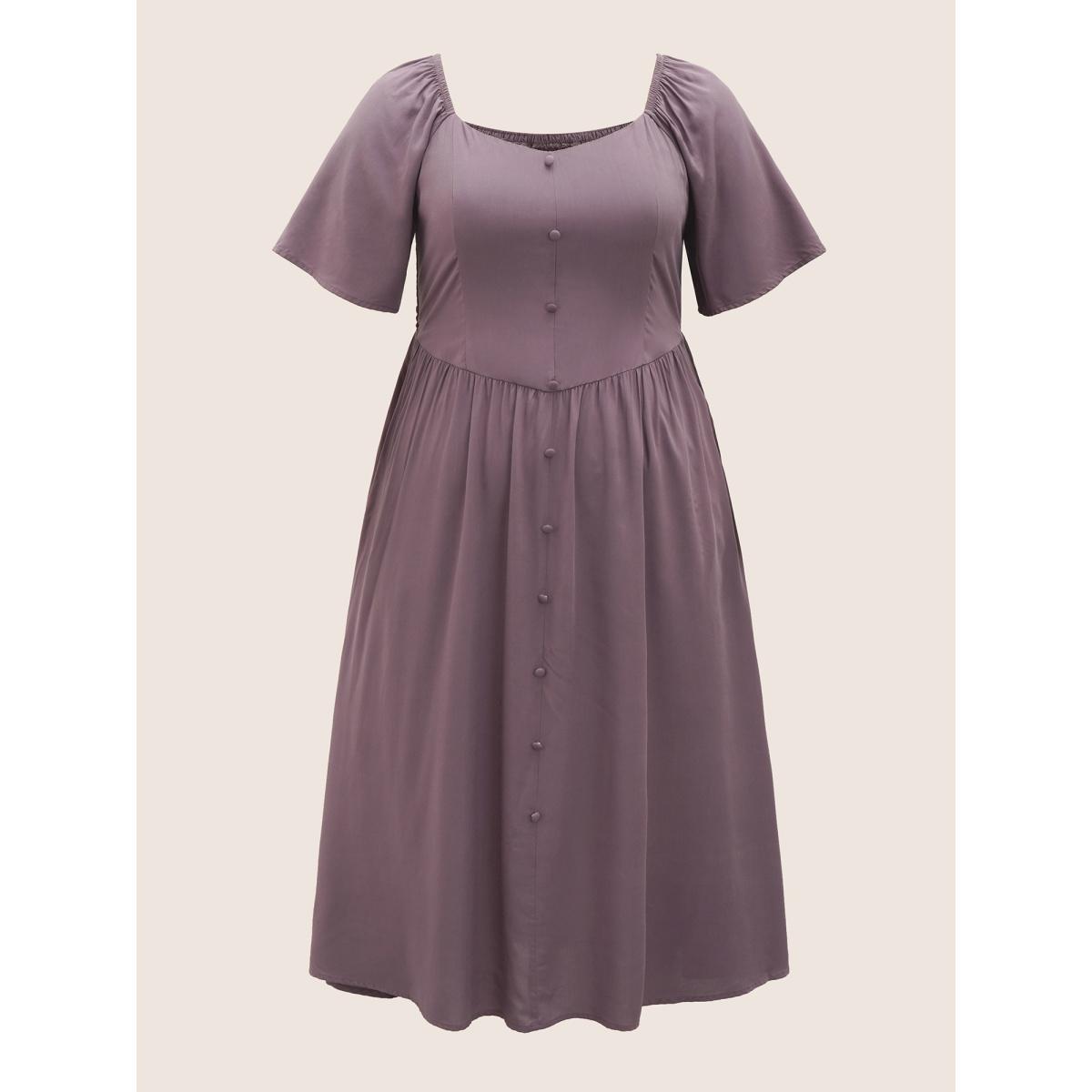 Plus Size Plain Heart Neckline Gathered Button Detail Dress Mauve Women Elegant Gathered Heart neckline Short sleeve Curvy Midi Dress BloomChic 18-20/2X Product Image