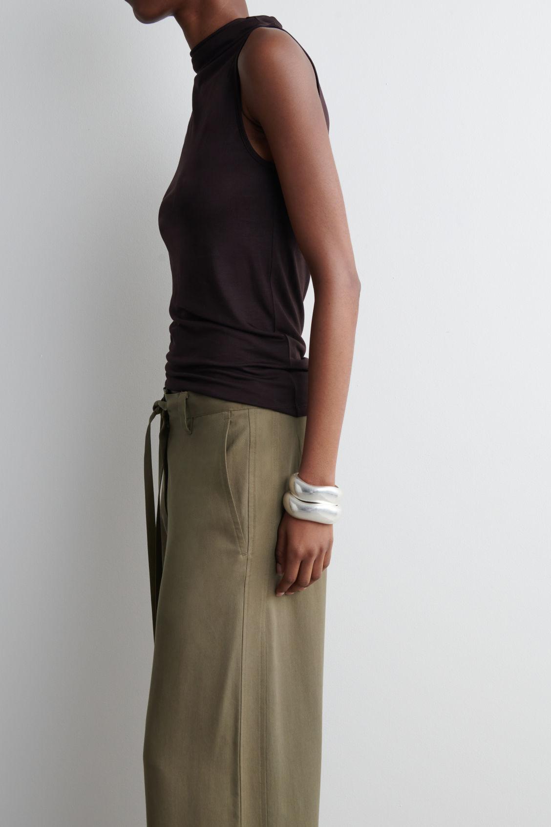 TIE-DETAIL WIDE-LEG PANTS Product Image