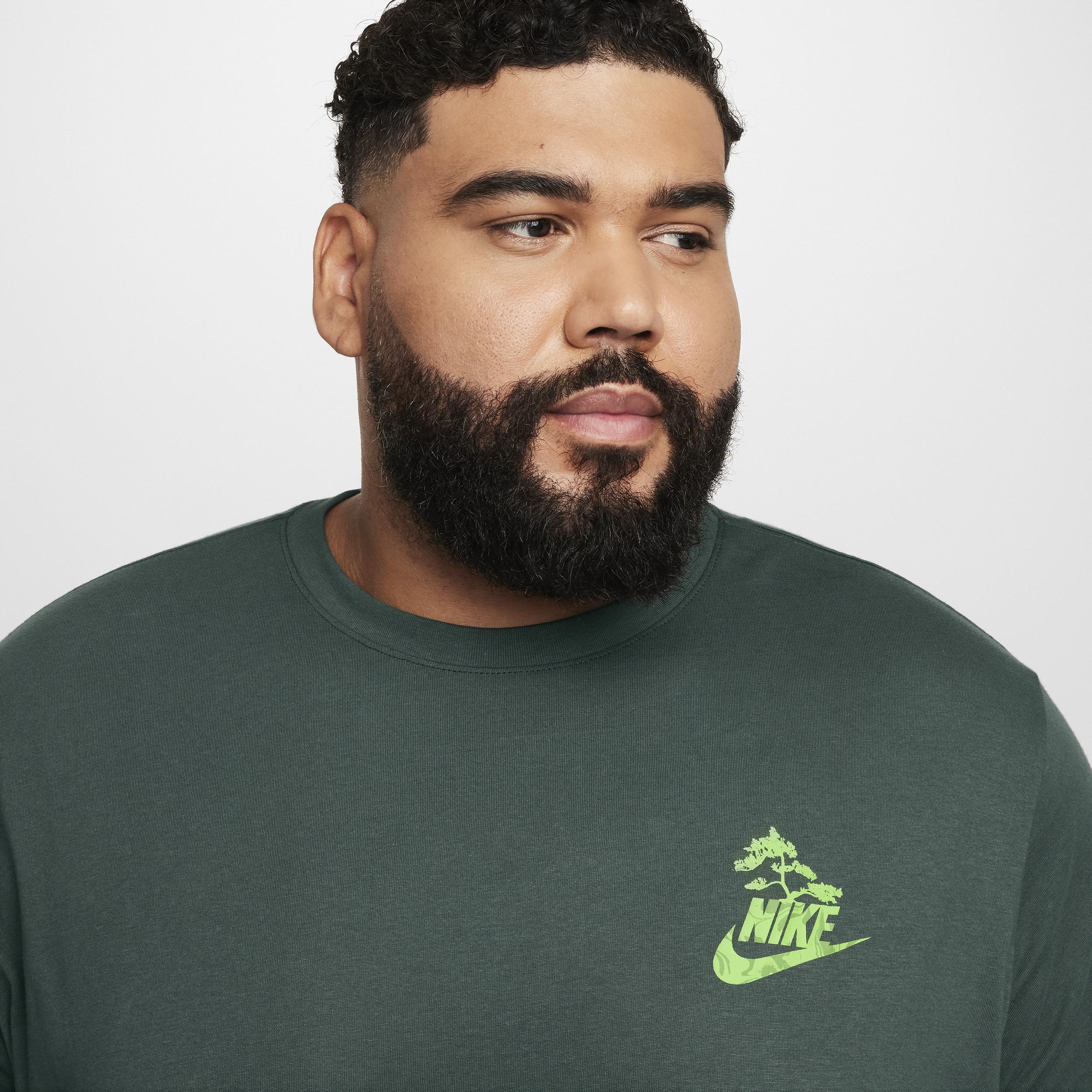 Mens Nike Sportswear Club T-Shirt | FZ7952-338 Product Image