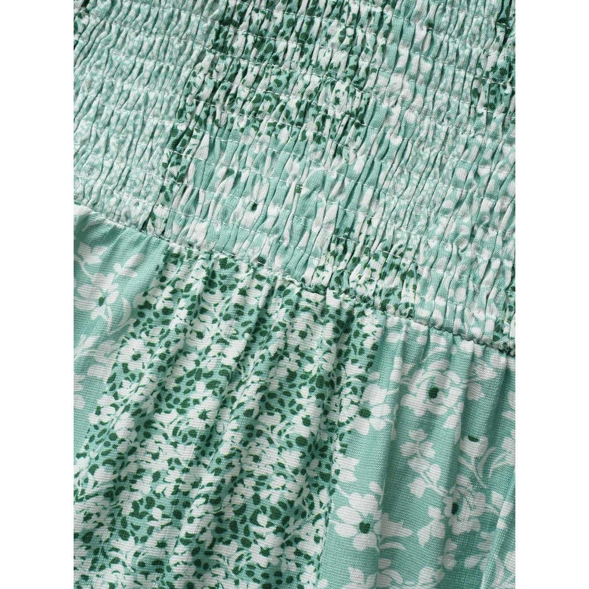 Plus Size Ditsy Floral Tie Knot Flutter Sleeve Dress Mint Women Elegant Tie knot Heart neckline Short sleeve Curvy BloomChic 22-24/3X Product Image