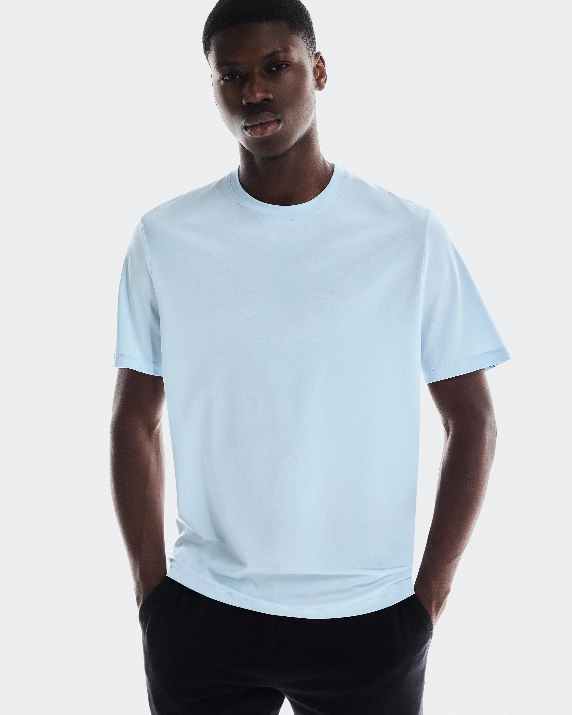 The Focus-T: Men's Versatile Workout Top Product Image