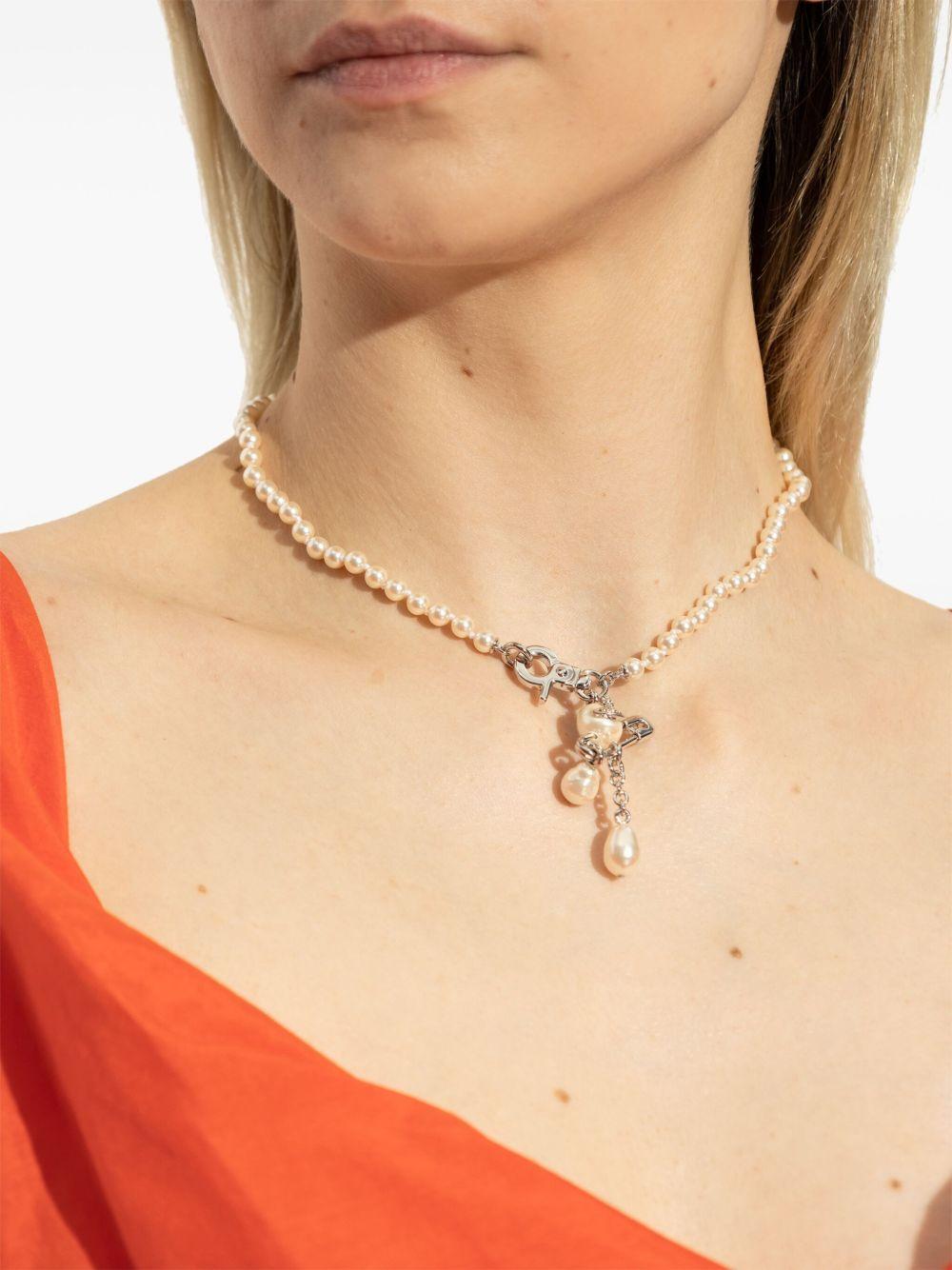 faux-pearl necklace Product Image