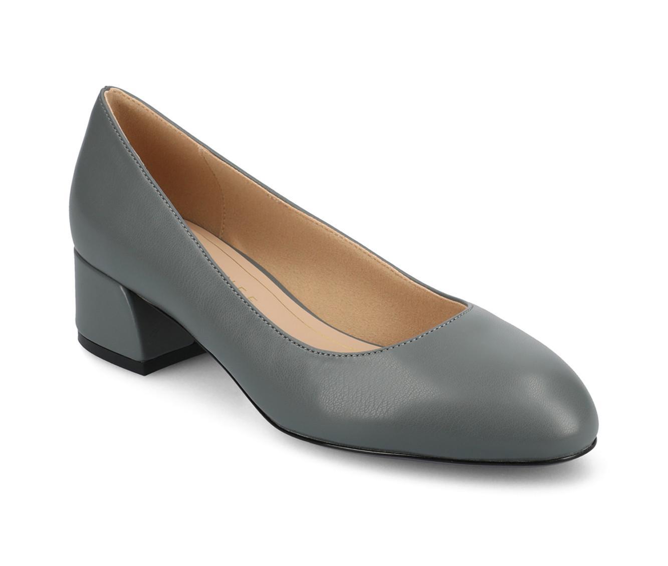 Women's Journee Collection SaarII Pumps Product Image