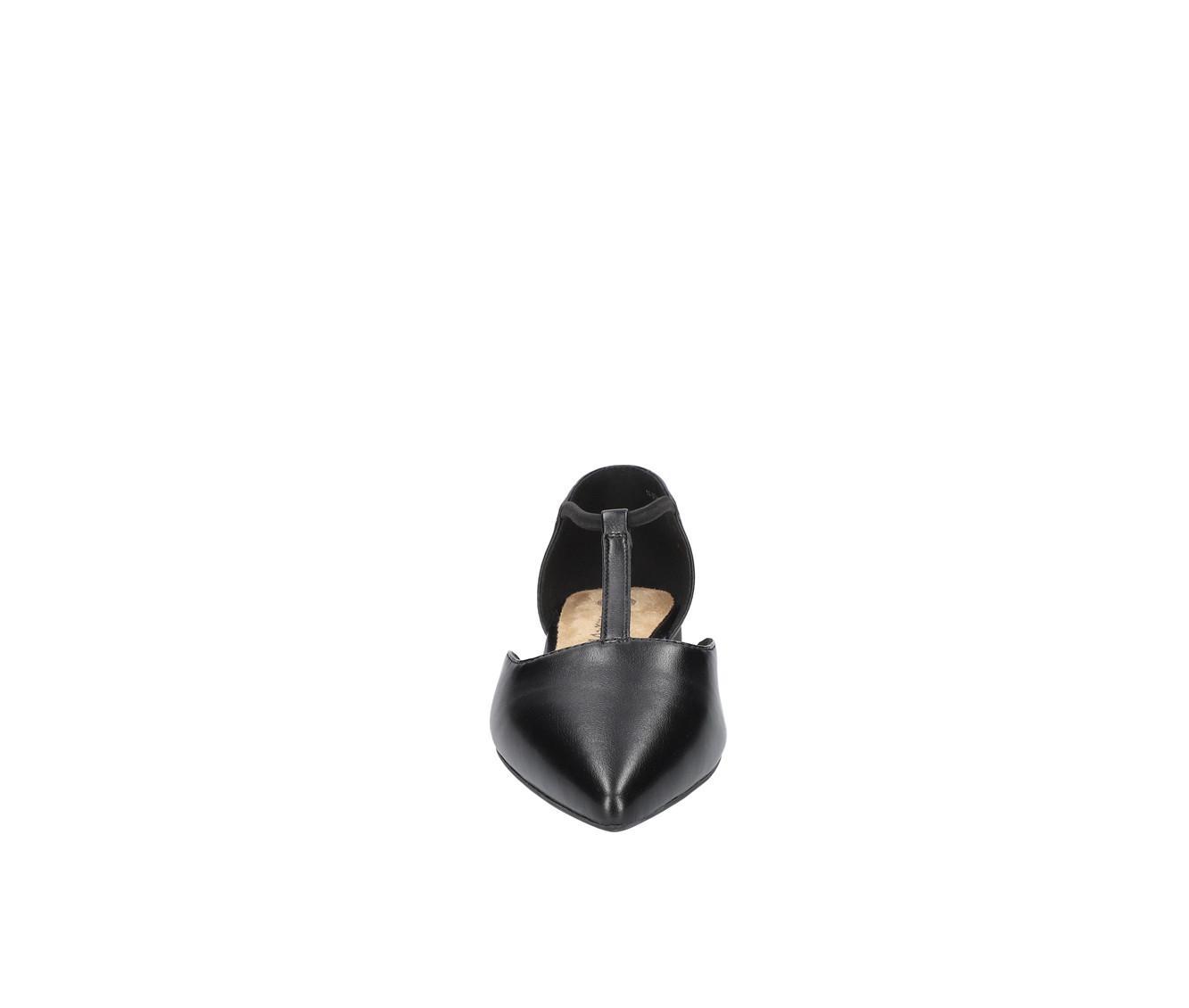 Women's Bella Vita Darby T-Strap Flats Product Image