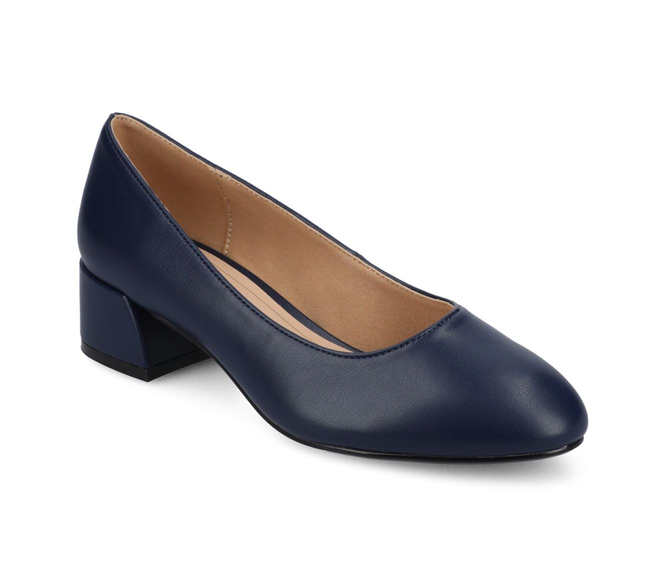 Women's Journee Collection SaarII Pumps Product Image