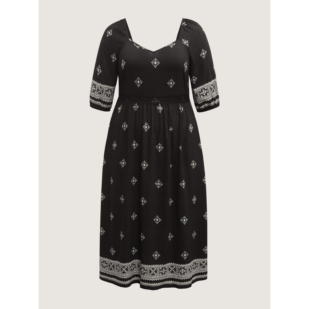 Plus Size Boho Print Waist-Defining Lace Midi Dress Black Women Boho Woven ribbon&lace trim Heart neckline Elbow-length sleeve Curvy BloomChic 28/5X Product Image