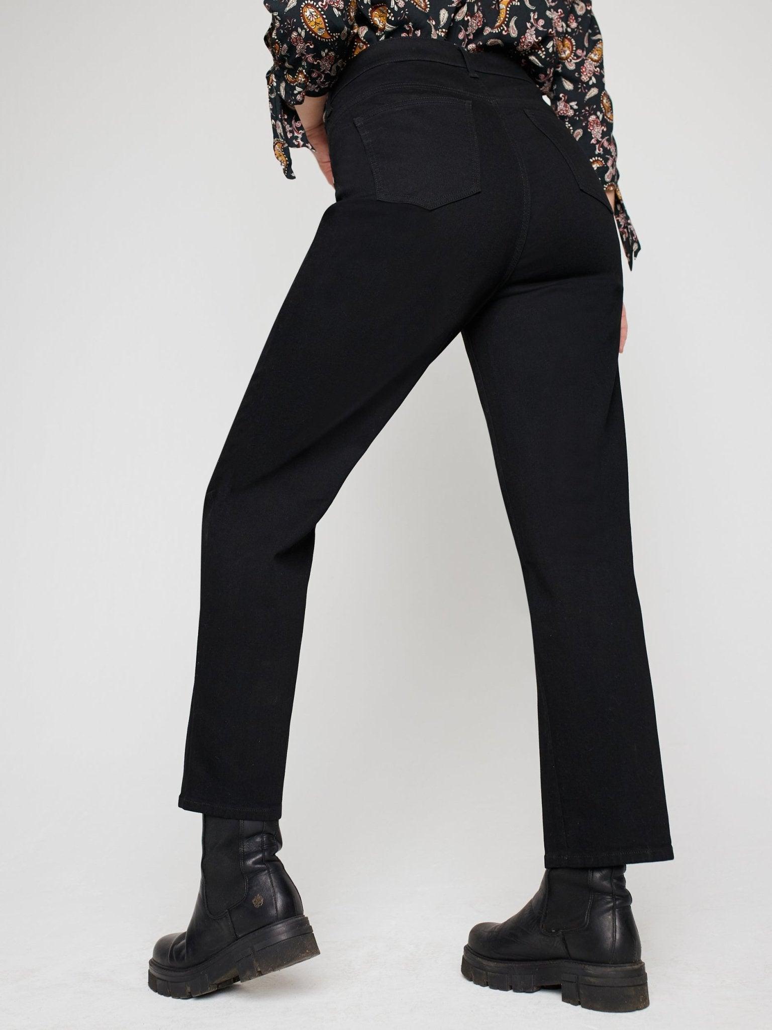 Westport Signature Black Straight Leg Jeans - Plus Female Product Image