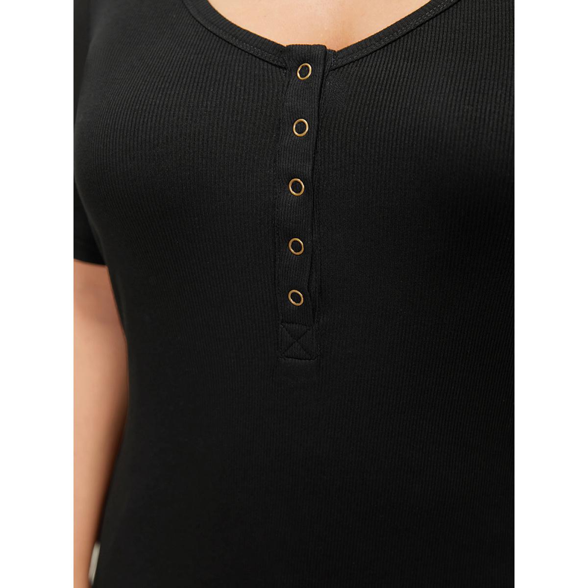 Plus Size Plain Scoop Neck Button Through Rib Knit T-shirt Black Women Casual Button Plain Scoop Neck Skinny Dailywear T-shirts BloomChic 10/M Product Image