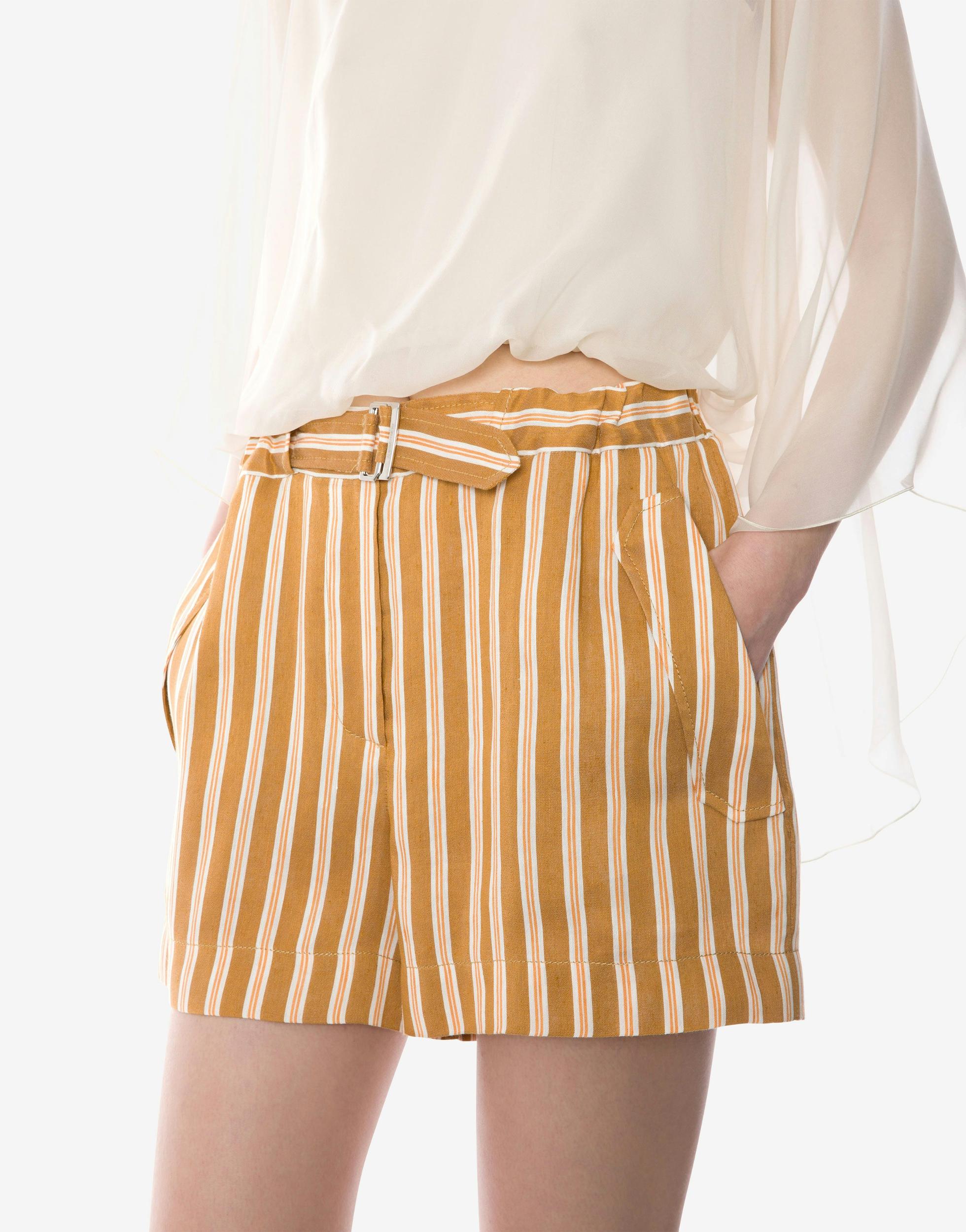 Striped viscose linen shorts Product Image
