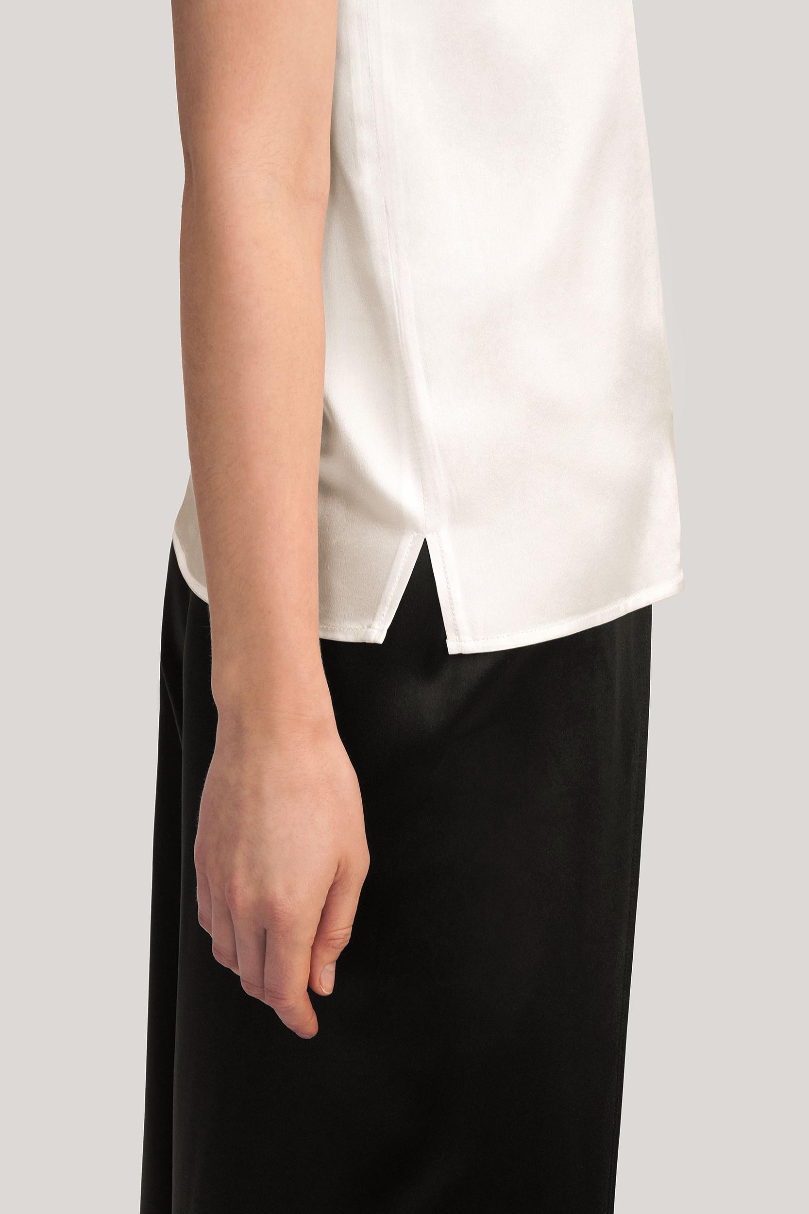 V-Neck Sleeveless Silk Tank Top Product Image