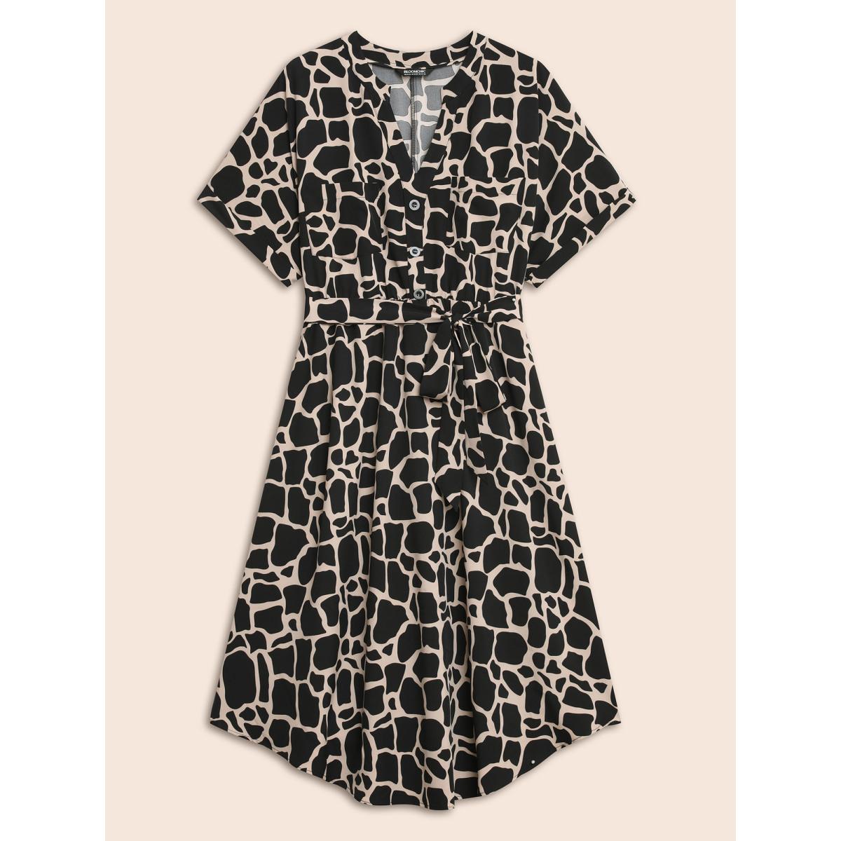 Plus Size Geometric Notched Patched Pocket Belted Dress Tan Women At the Office Belted Flat collar with V-notch Short sleeve Curvy BloomChic 28/5X Product Image