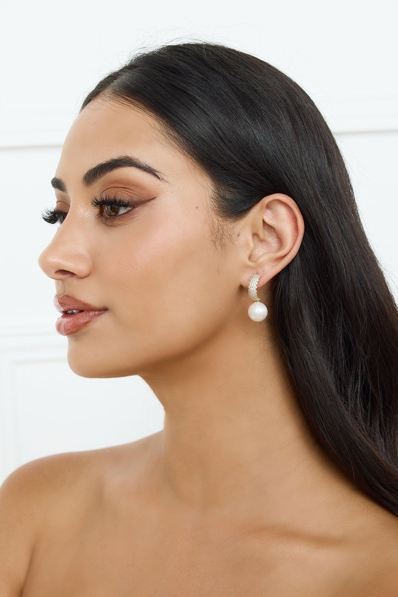 Exotic Luxe Earrings Gold Product Image