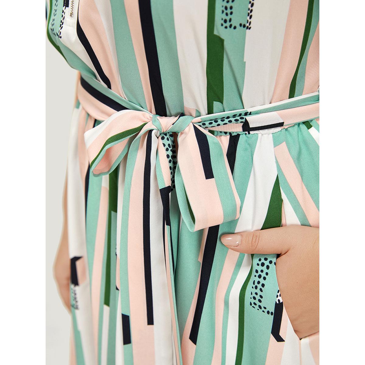 Plus Size Geometric Contrast Curved Hem Pocket Belt Zipper Dress Multicolor Women Office Lined V-neck Short sleeve Curvy Midi Dress BloomChic 14-16/1X Product Image