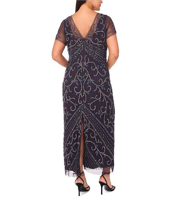 Pisarro Nights Plus Size Size V-Neck Short Sleeve Beaded Gown Product Image