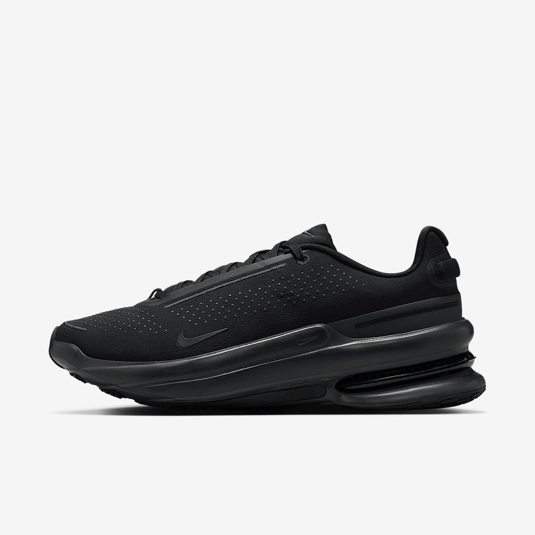 Nike Mens Air Zoom Upturn SC Shoes | IB2746-002 Product Image