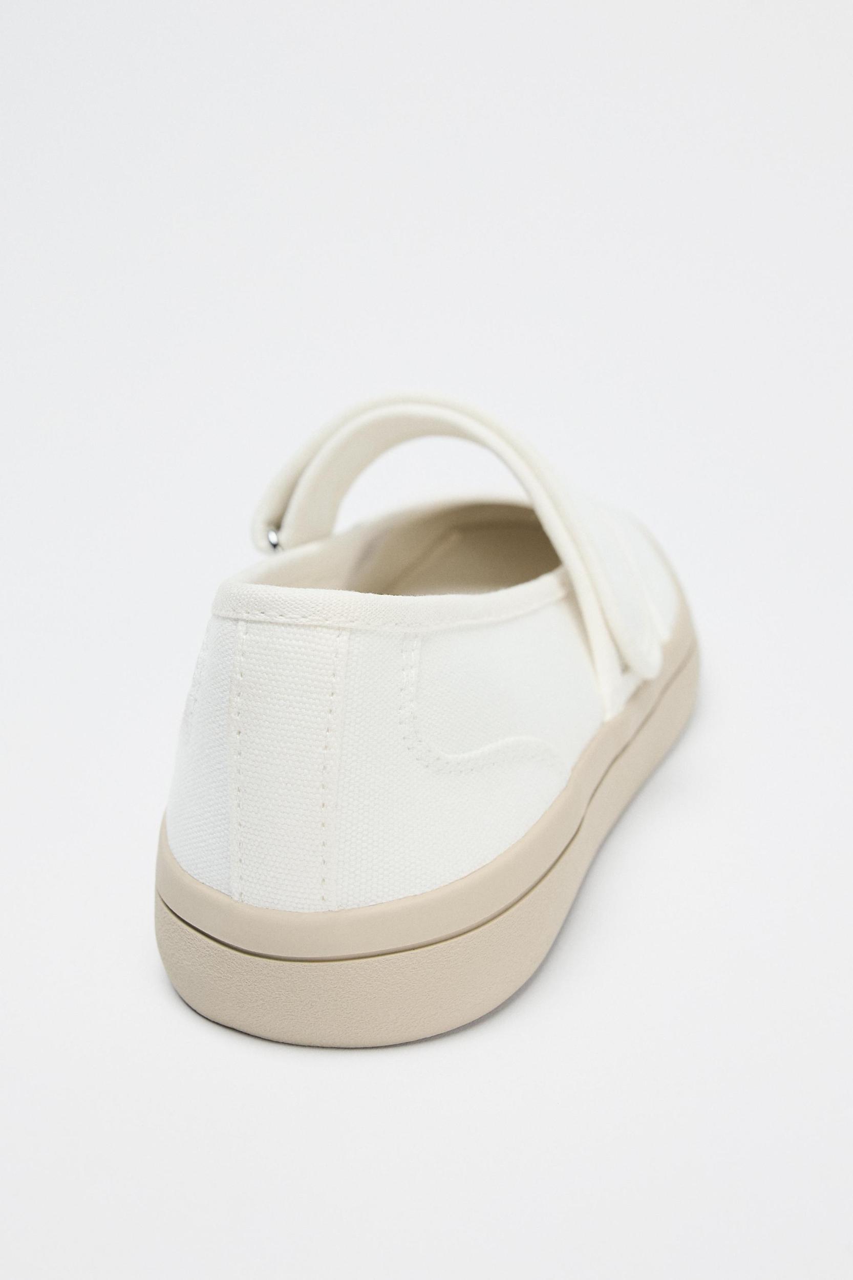 FABRIC STRAP BALLET FLATS Product Image