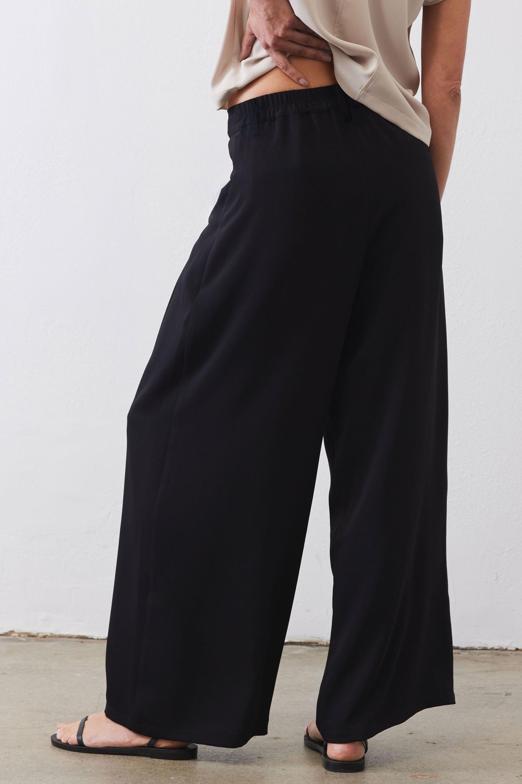 The Wide Leg Trouser Product Image