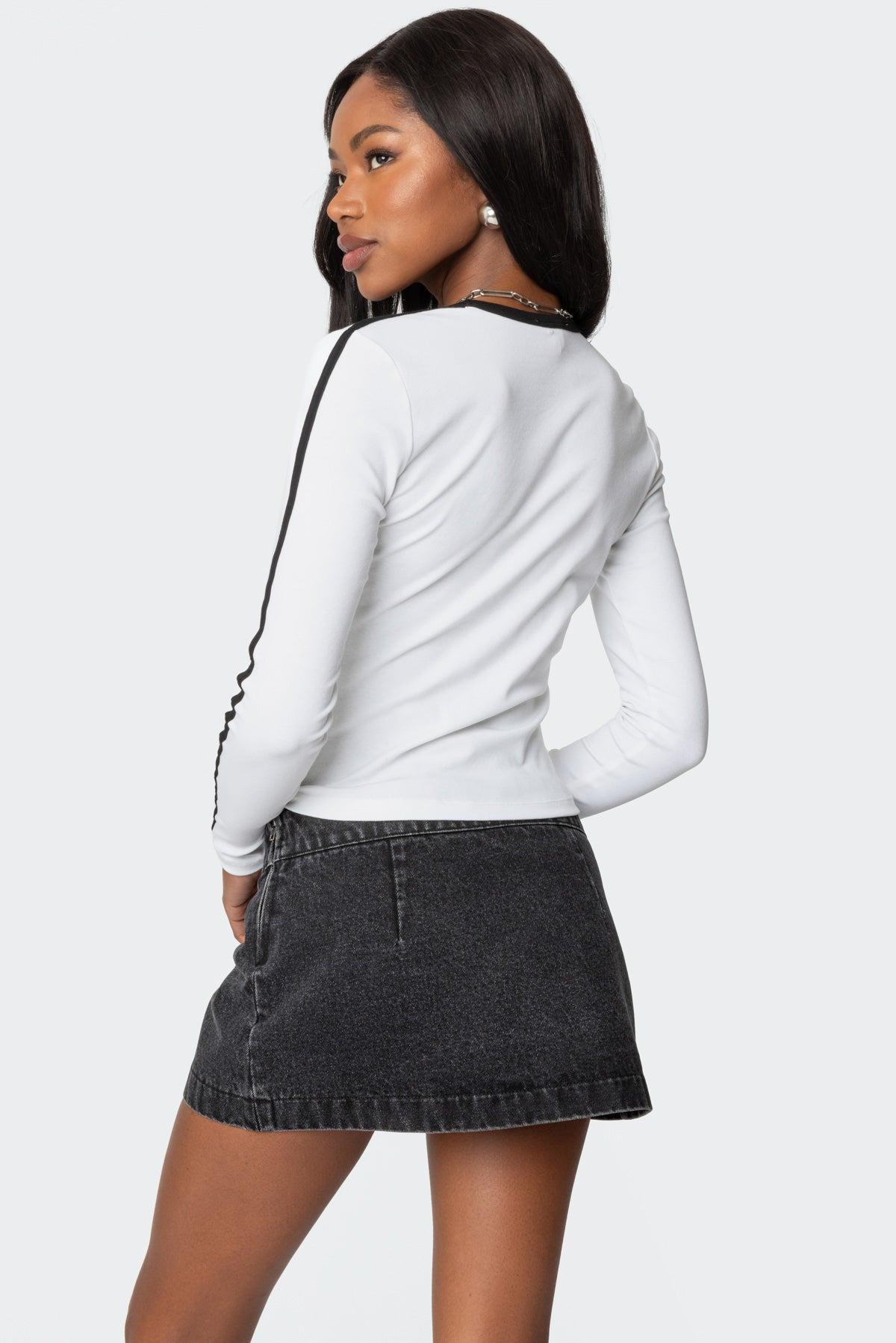 Contrast V Neck Long Sleeve T Shirt Product Image