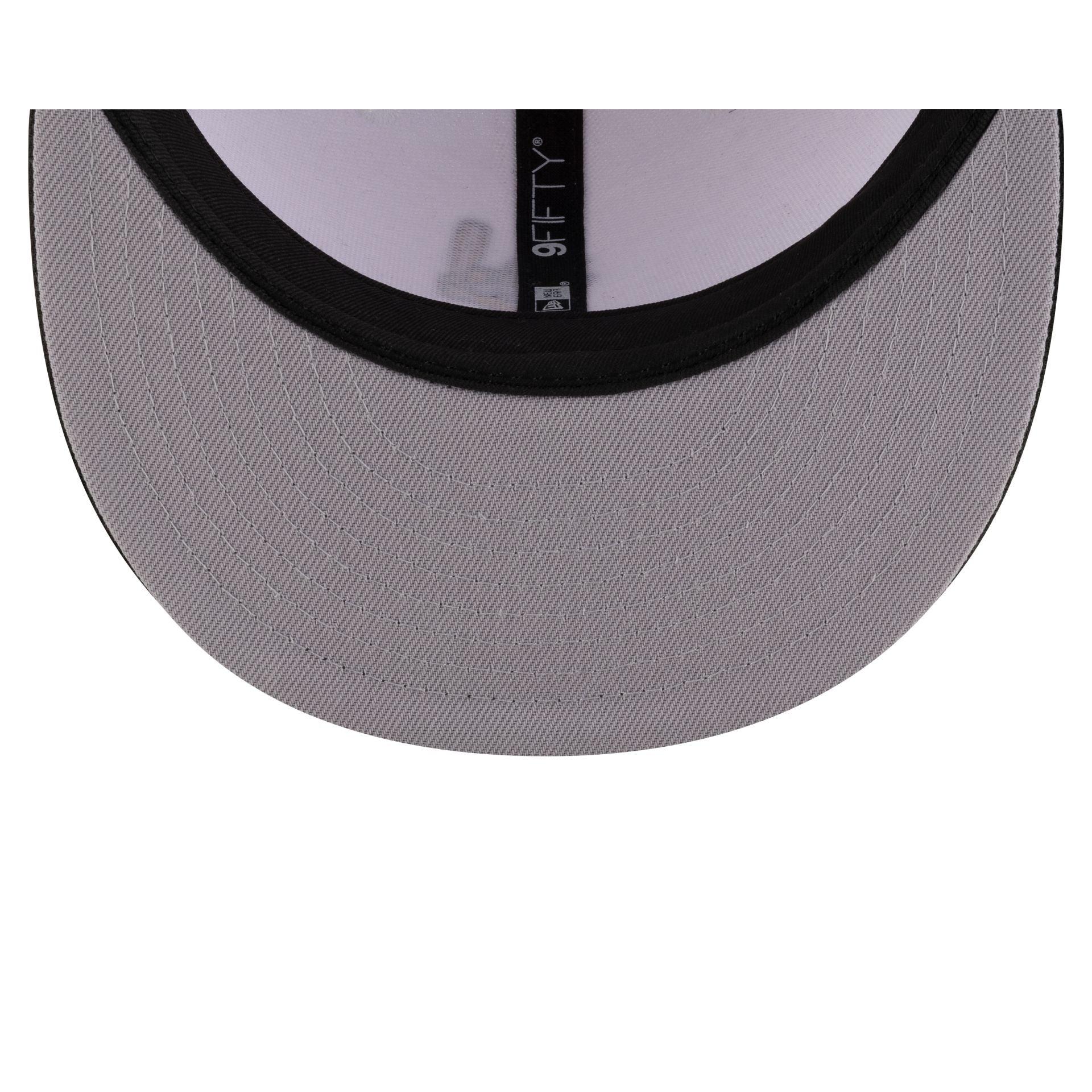 Chicago White Sox Mascot White 9FIFTY Snapback Hat Male Product Image