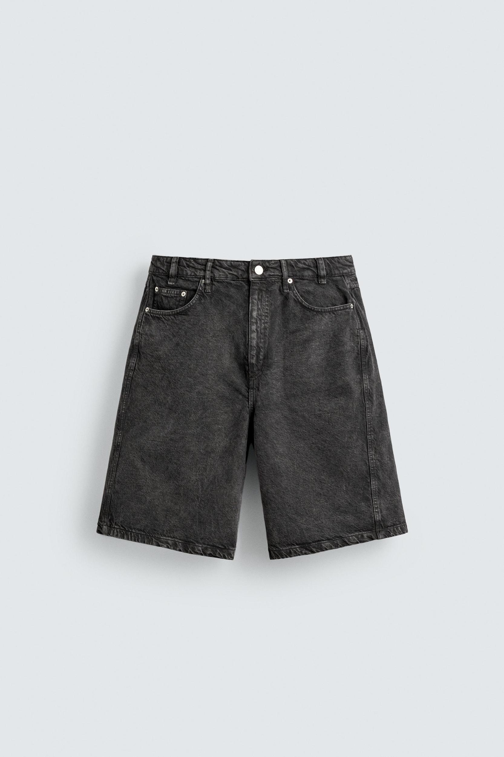 BAGGY FIT SHORTS Product Image