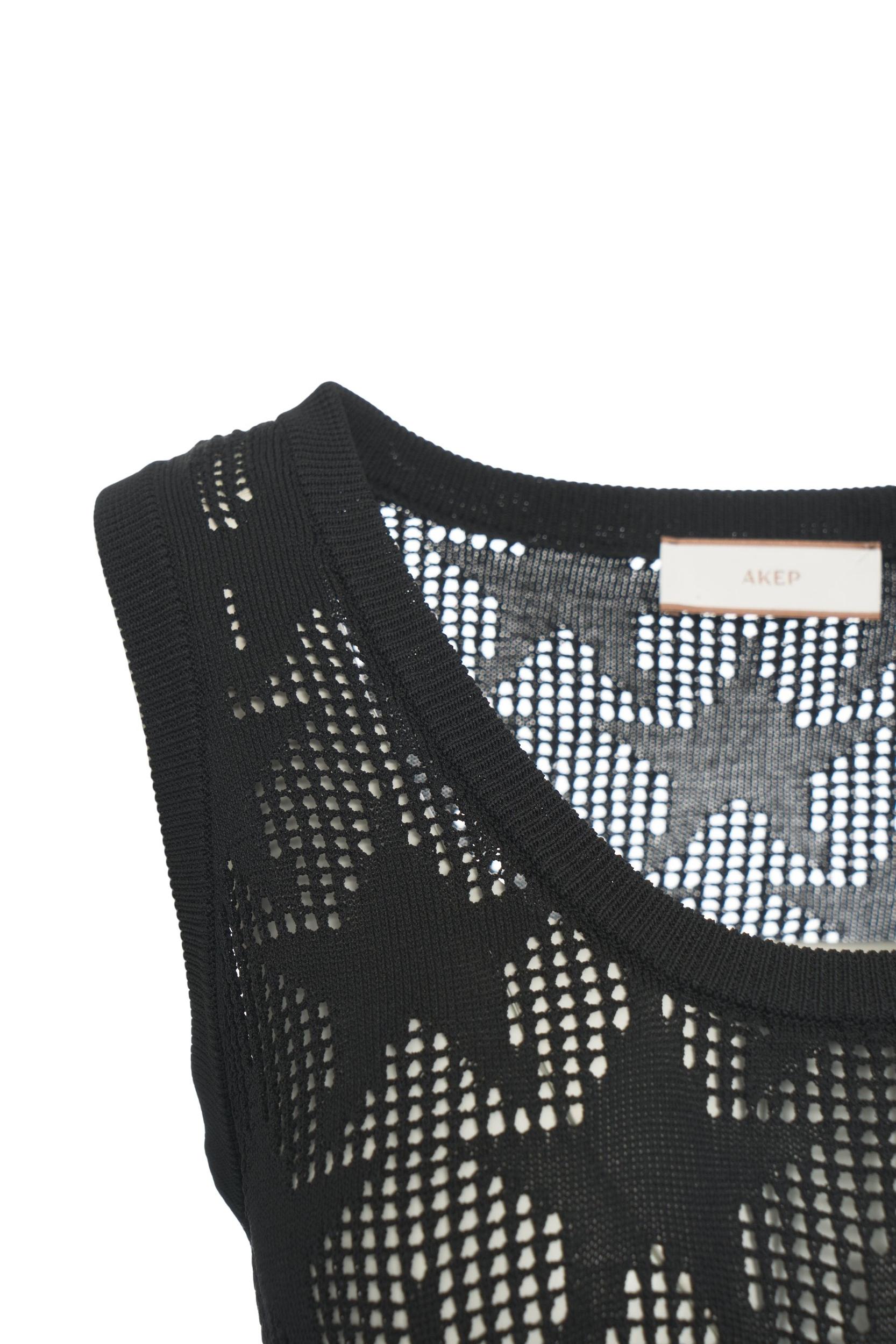 Knit top Product Image