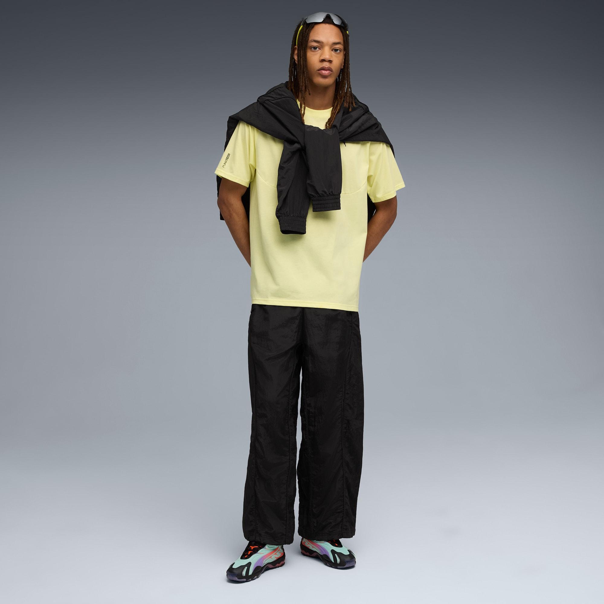 Inhale Men's Sneakers Product Image