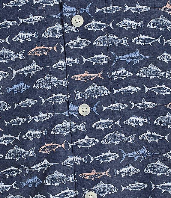 Roundtree & Yorke Performance The Charter Vented Short Sleeve Fish Print Fishing Sport Shirt Product Image