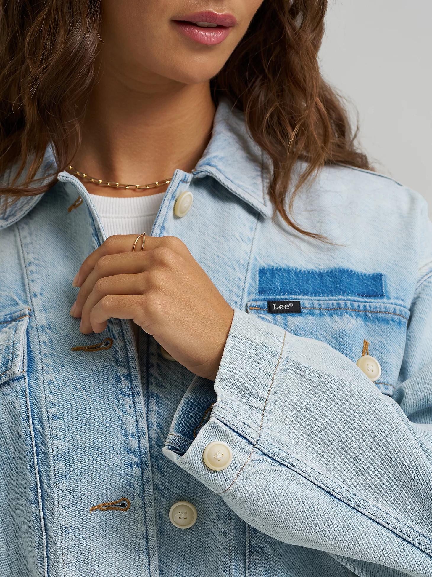 Women's Oversized Double Pocket Utility Overshirt | Women's Tops & Tees | Lee® Product Image