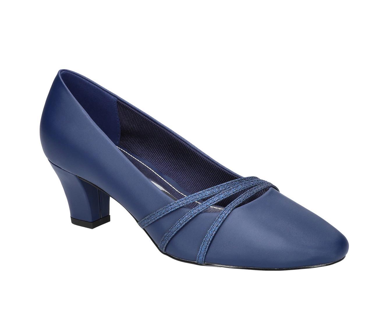 Women's Easy Street Cristiny Pumps Product Image