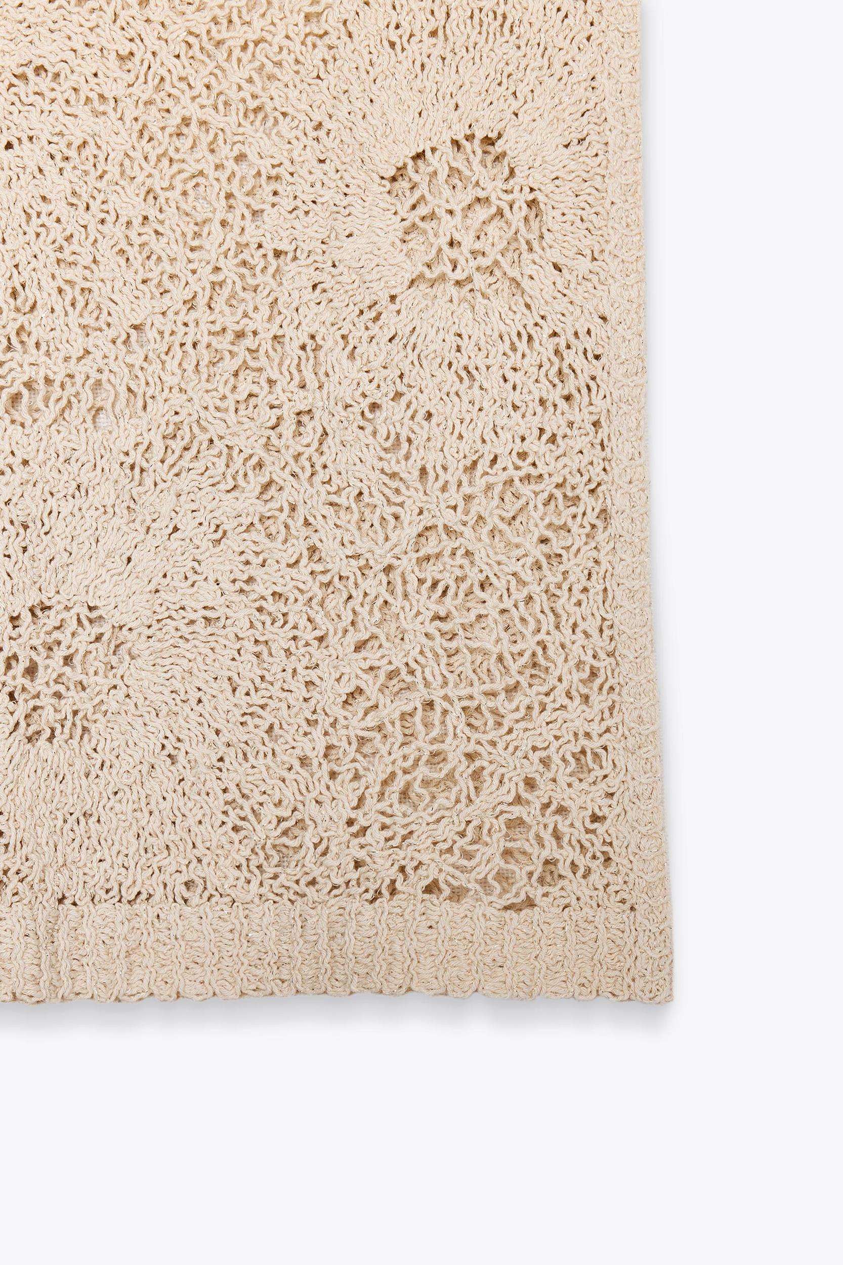 SLEEVELESS CROCHET TOP Product Image