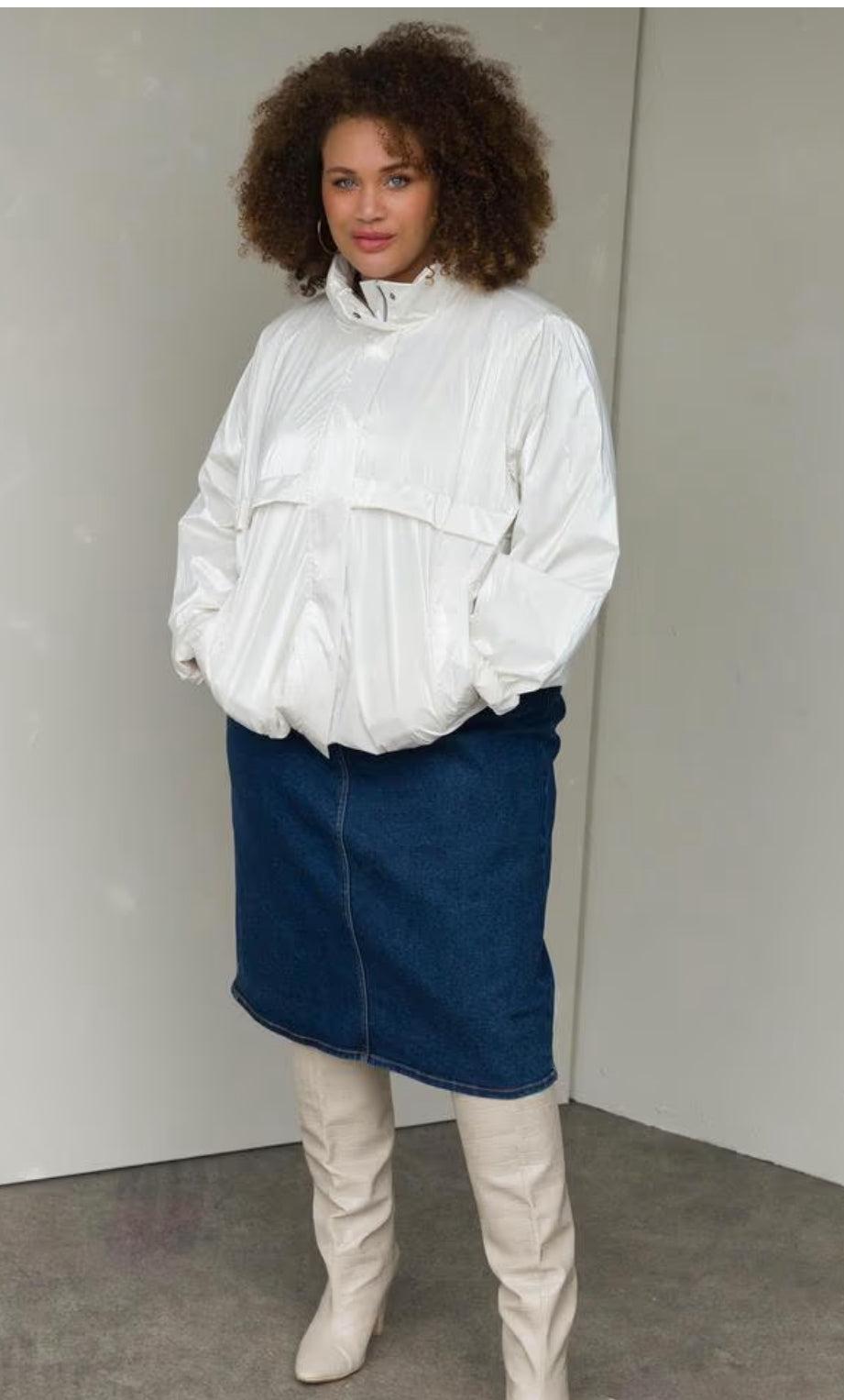 Yesta Viviana Spring Jacket Product Image