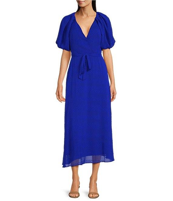 Moda Tara Short Puffed Sleeve V-Neck Chiffon A-Line Midi Dress Product Image
