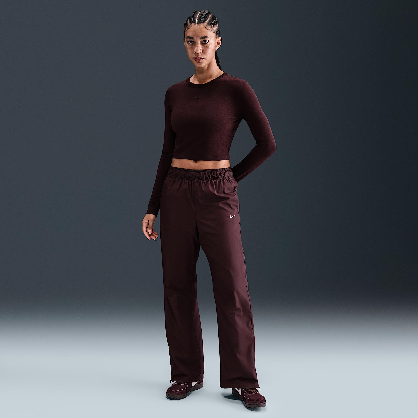 Womens Nike Sportswear Chill Knit Slim Long-Sleeve Cropped Top | HF5322-017 Product Image