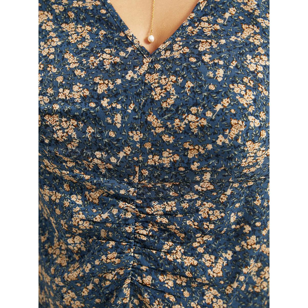 Plus Size Ditsy Floral Ruched Puff Sleeve Dress Aegean Women Elegant Printed V-neck Elbow-length sleeve Curvy Midi Dress BloomChic 28/5X Product Image