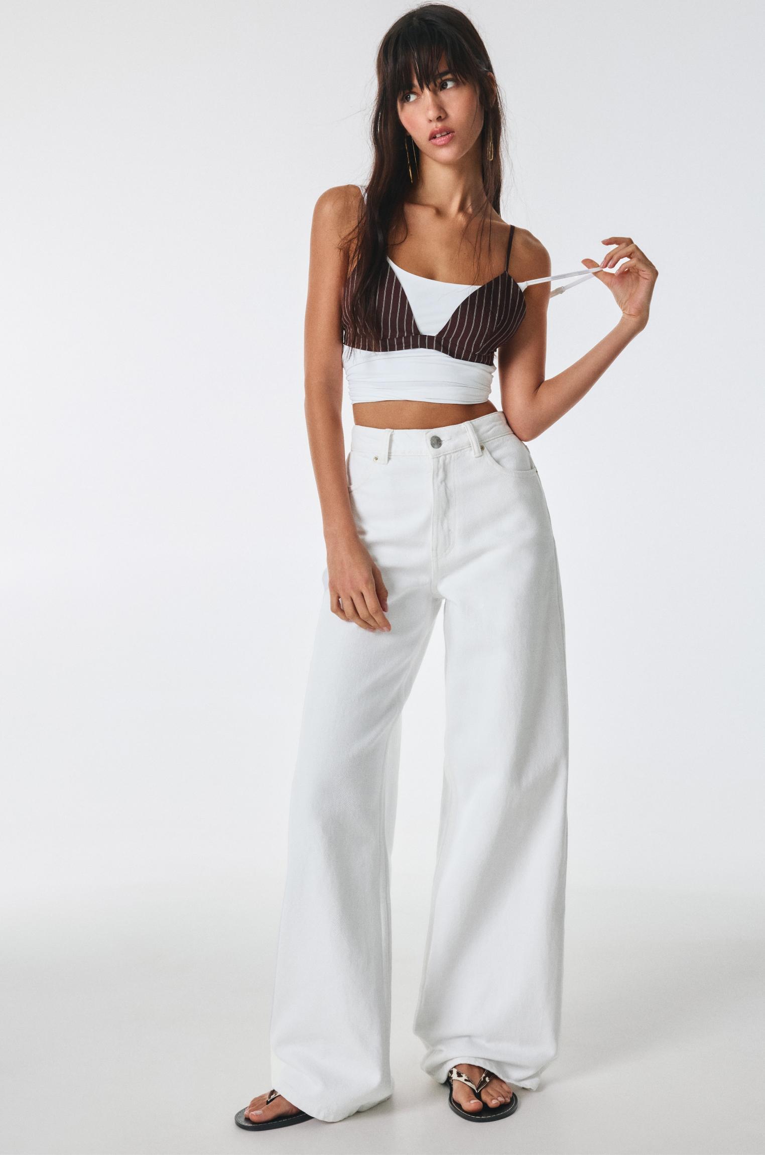 High-rise wide leg jeans Product Image