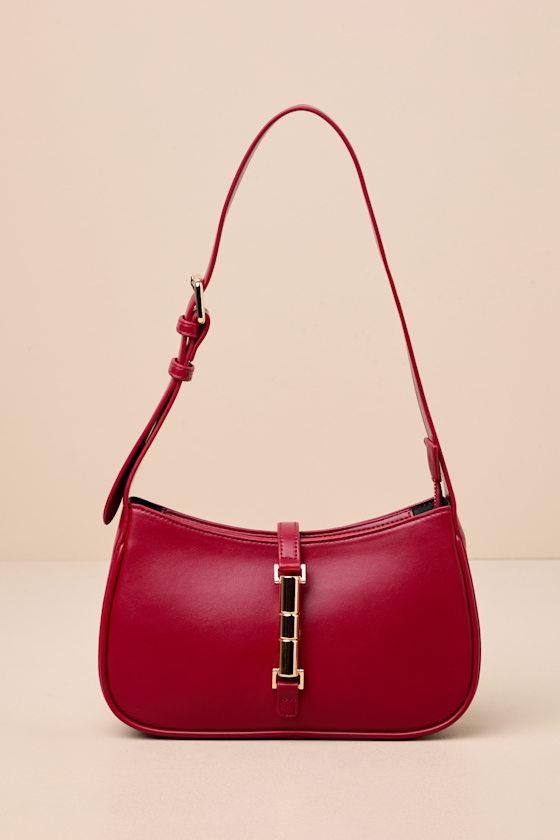 Chic and Tasteful Red Shoulder Bag Product Image