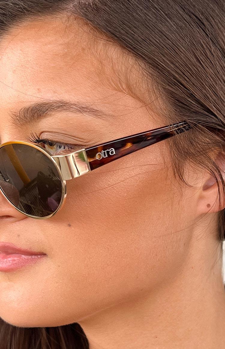 Otra Eyewear Echo Gold Tortoiseshell Round Sunglasses Product Image