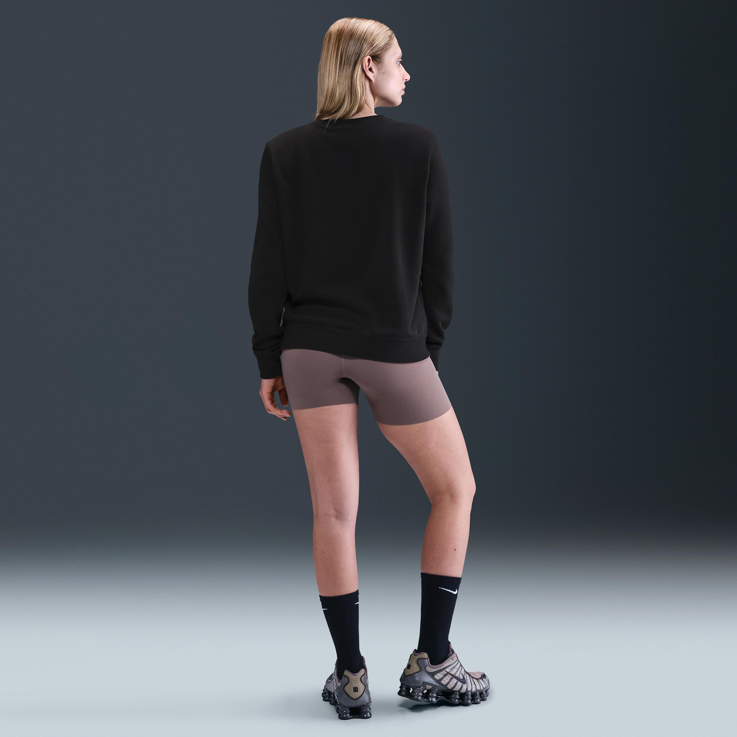 Nike Sportswear Club Fleece Women's Logo Crew-Neck Sweatshirt Product Image