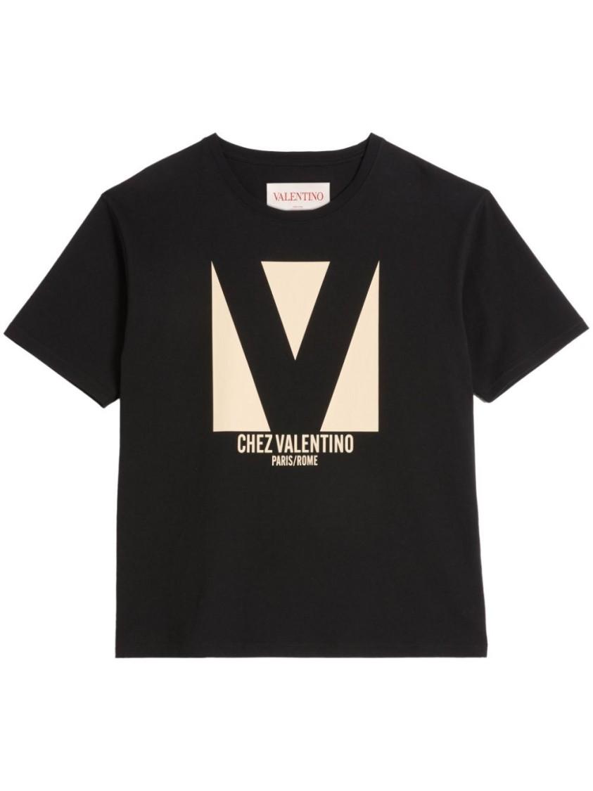 VALENTINO Crew Neck Short Sleeves T-shirts In Black Product Image