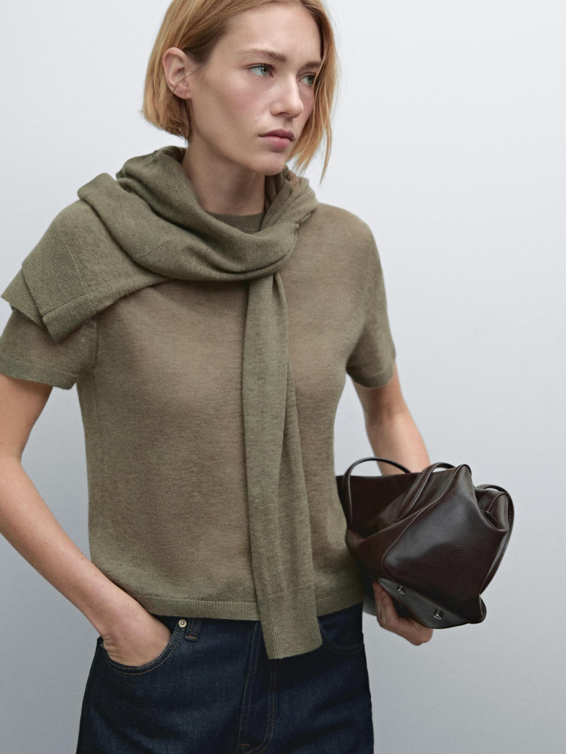 100% wool cutwork T-shirt Product Image